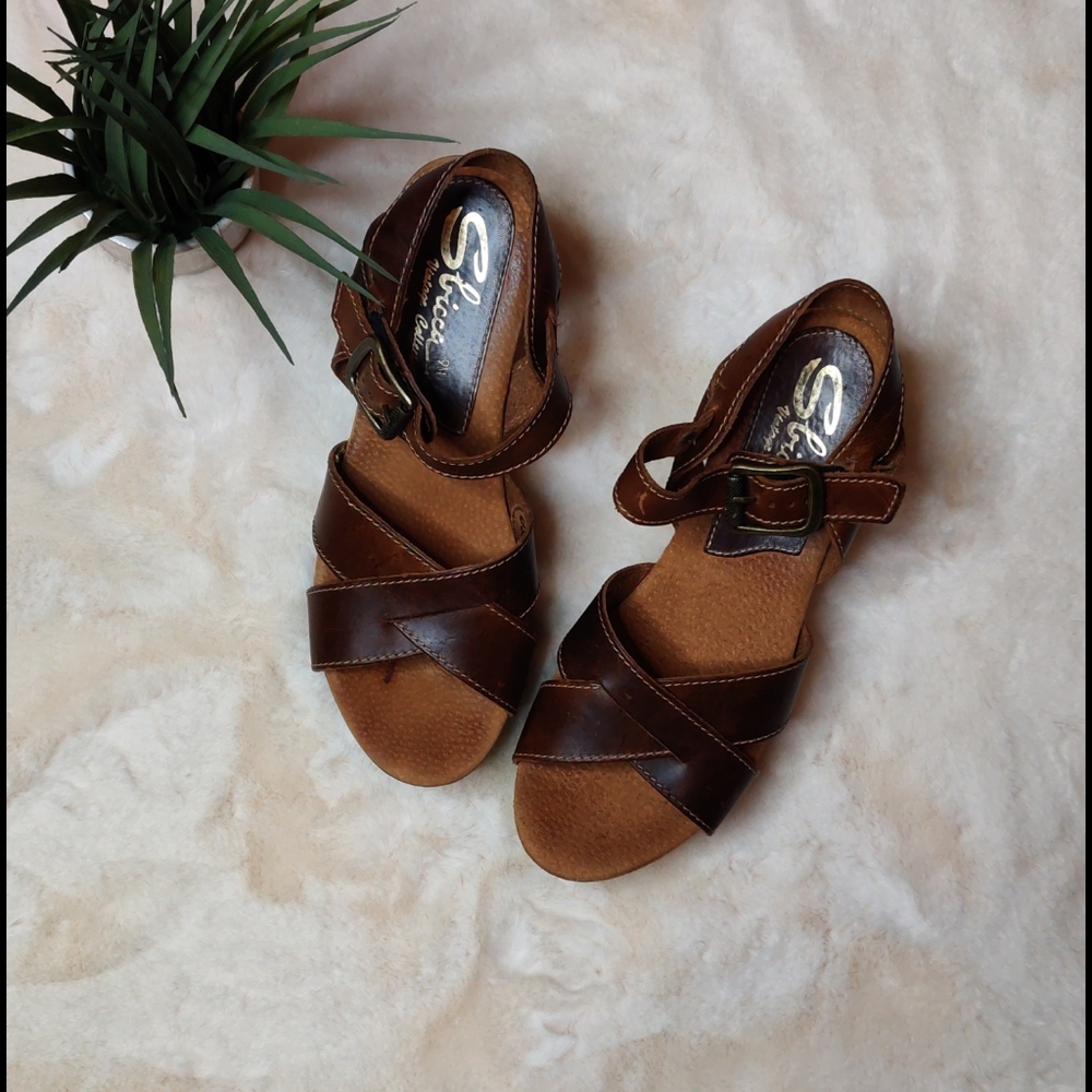 Sbicca boho chunky heel